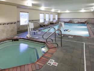 hampton inn and suites davenport