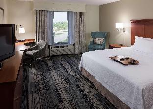 hampton inn and suites davenport