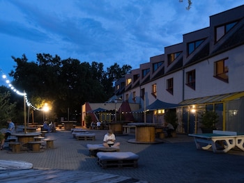 auberge de jeunesse hi strasbourg 2 rives