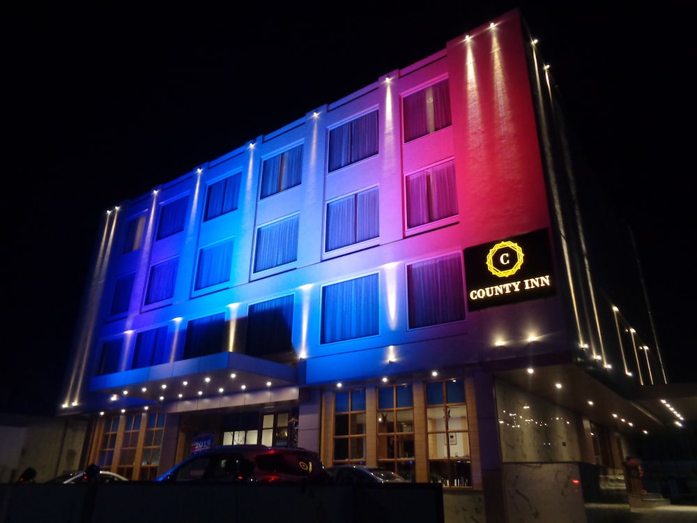county inn hotel