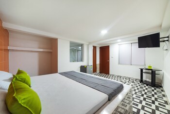 ayenda 1122 victoria