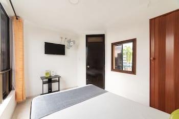 ayenda 1122 victoria