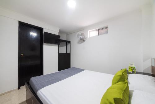 ayenda 1122 victoria