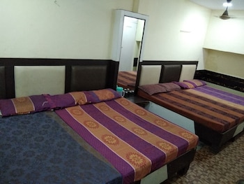 hotel silver palace hostel