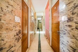 hotel silver palace hostel