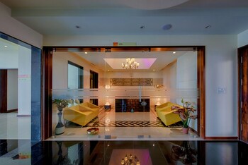 crescent spa and resorts indore