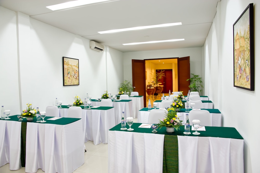 the rani hotel and spa