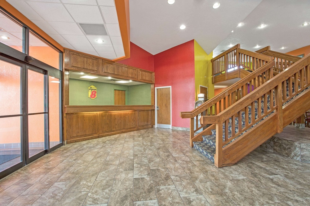 super 8 by wyndham mason