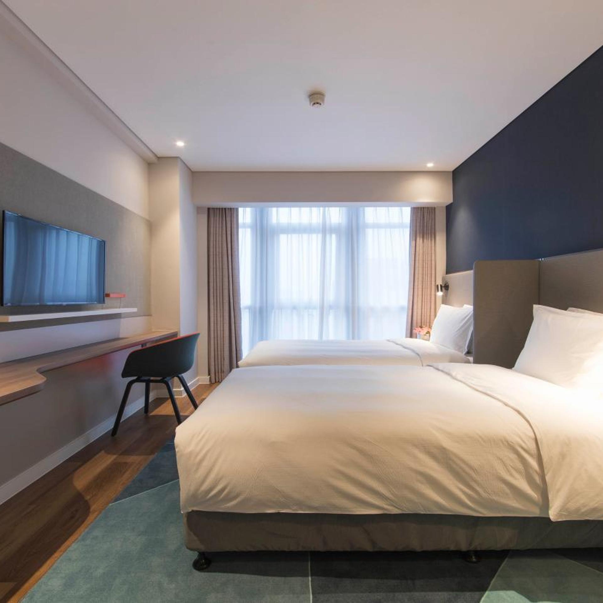 holiday inn express liyang huafu an ihg hotel