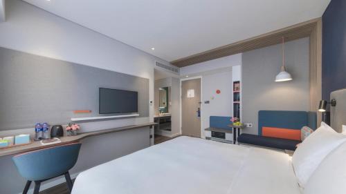 holiday inn express liyang huafu an ihg hotel