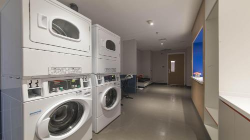 holiday inn express liyang huafu an ihg hotel