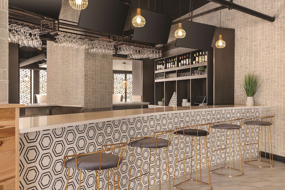 holiday inn philadelphia arpt stadium area by ihg