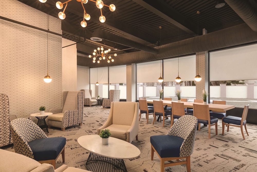holiday inn philadelphia arpt stadium area by ihg
