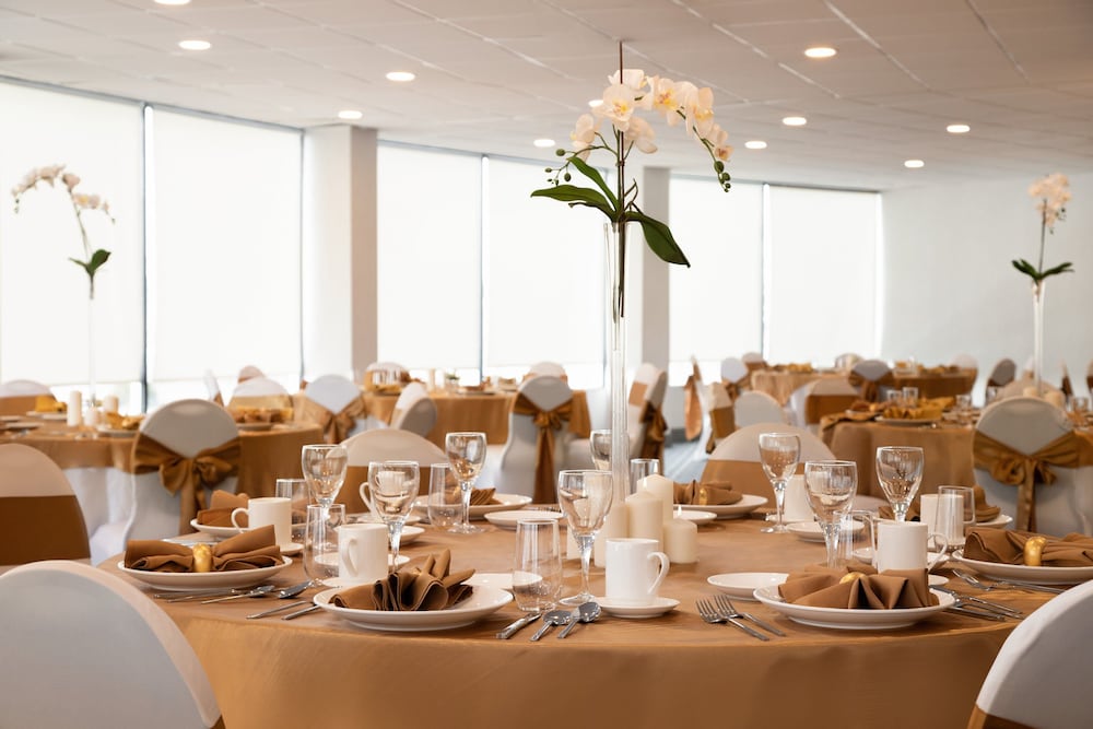 holiday inn philadelphia arpt stadium area by ihg