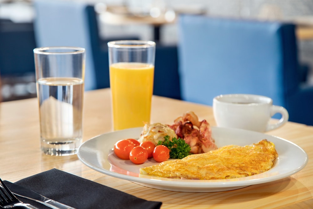 holiday inn philadelphia arpt stadium area by ihg