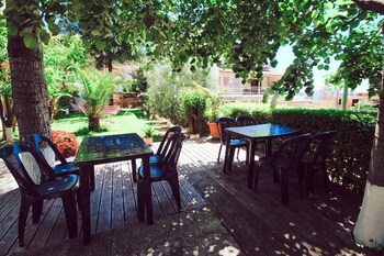 villa green garden