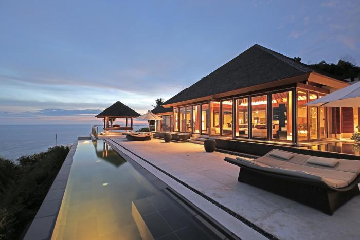 the edge bali