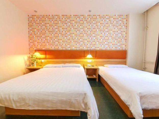 home inn xian big wild goose pagoda xiying road