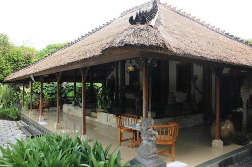 tandjung sari