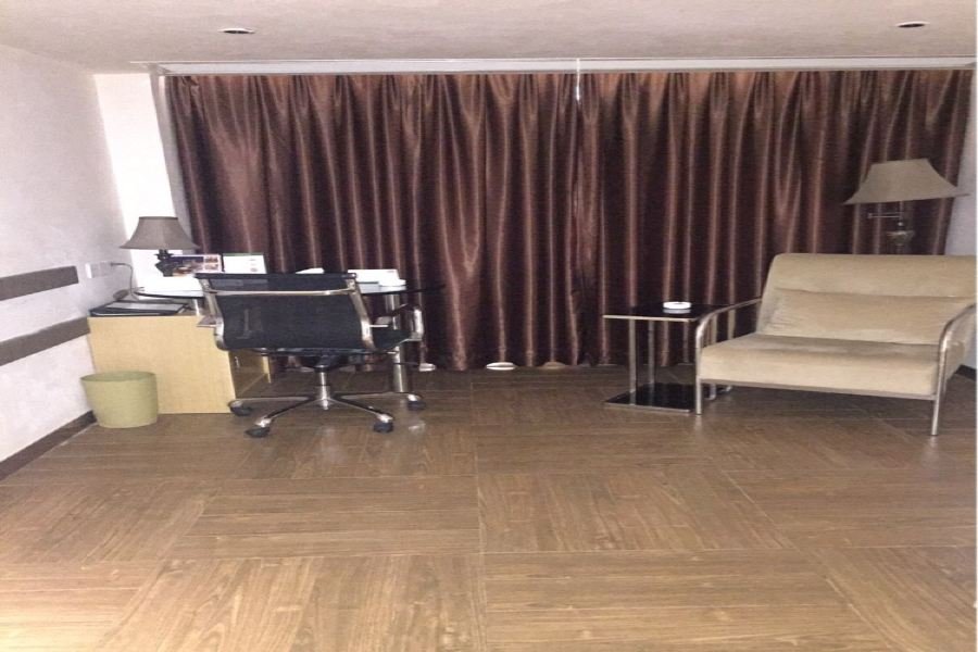 regency apartment hotel