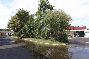 hotel sampaga