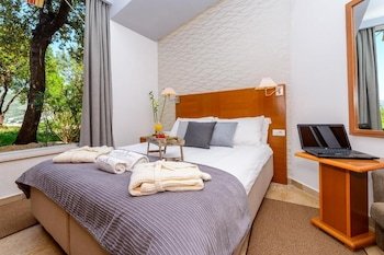 adriatic resort apartments