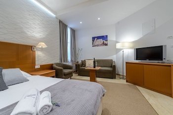 adriatic resort apartments