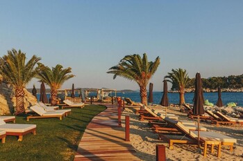 adriatic resort apartments