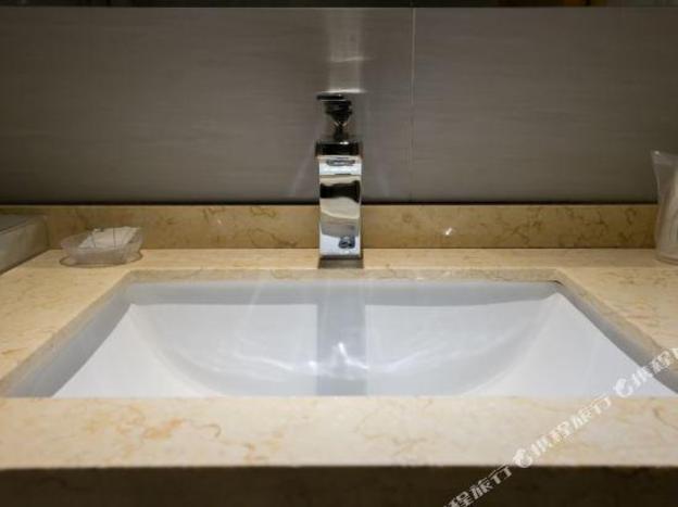 city comfort inn zhanjiang middle haibin avenue wanda plaza