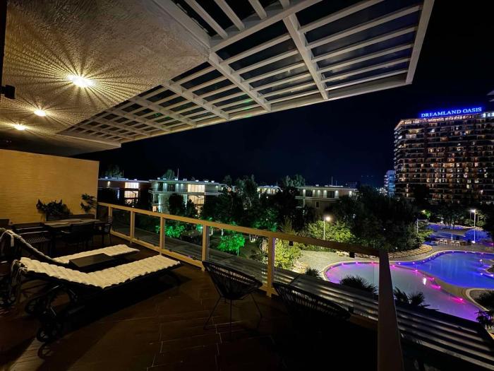 dreamland apartments oasis