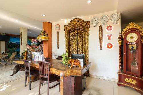 capital o 1666 grand pudjawan hotel near kuta beach