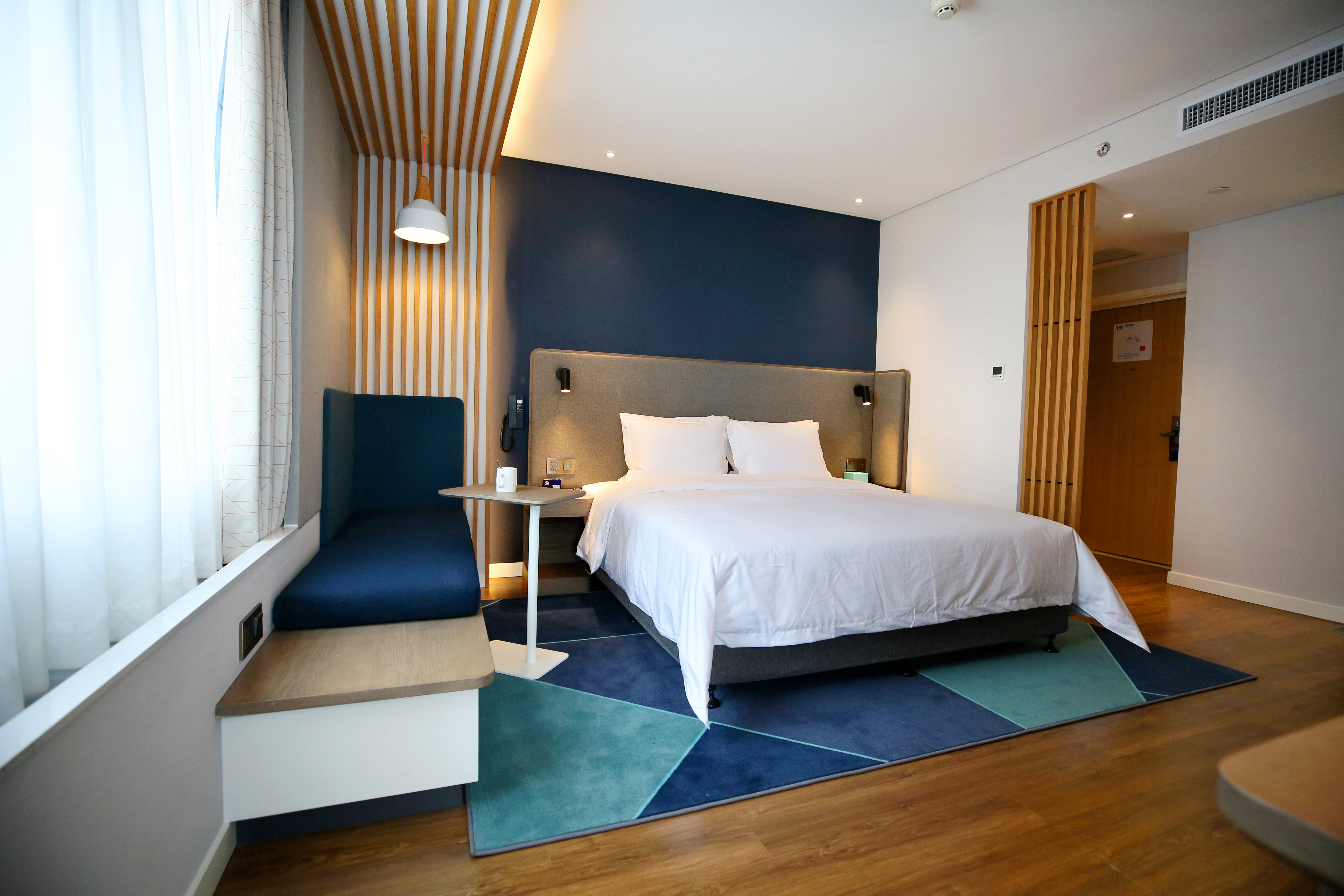 holiday inn express chengdu north railway station an ihg hotel