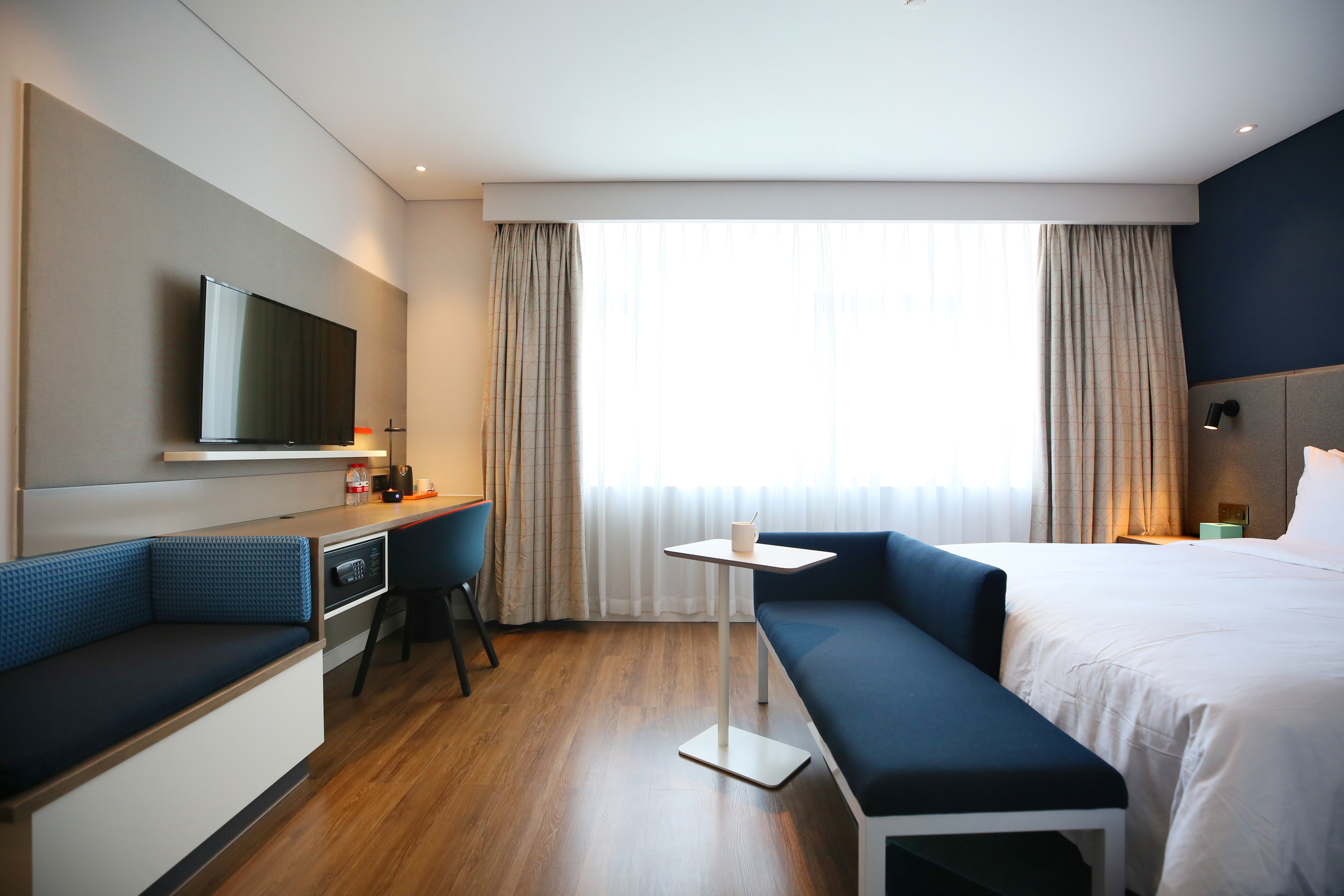 holiday inn express chengdu north railway station an ihg hotel