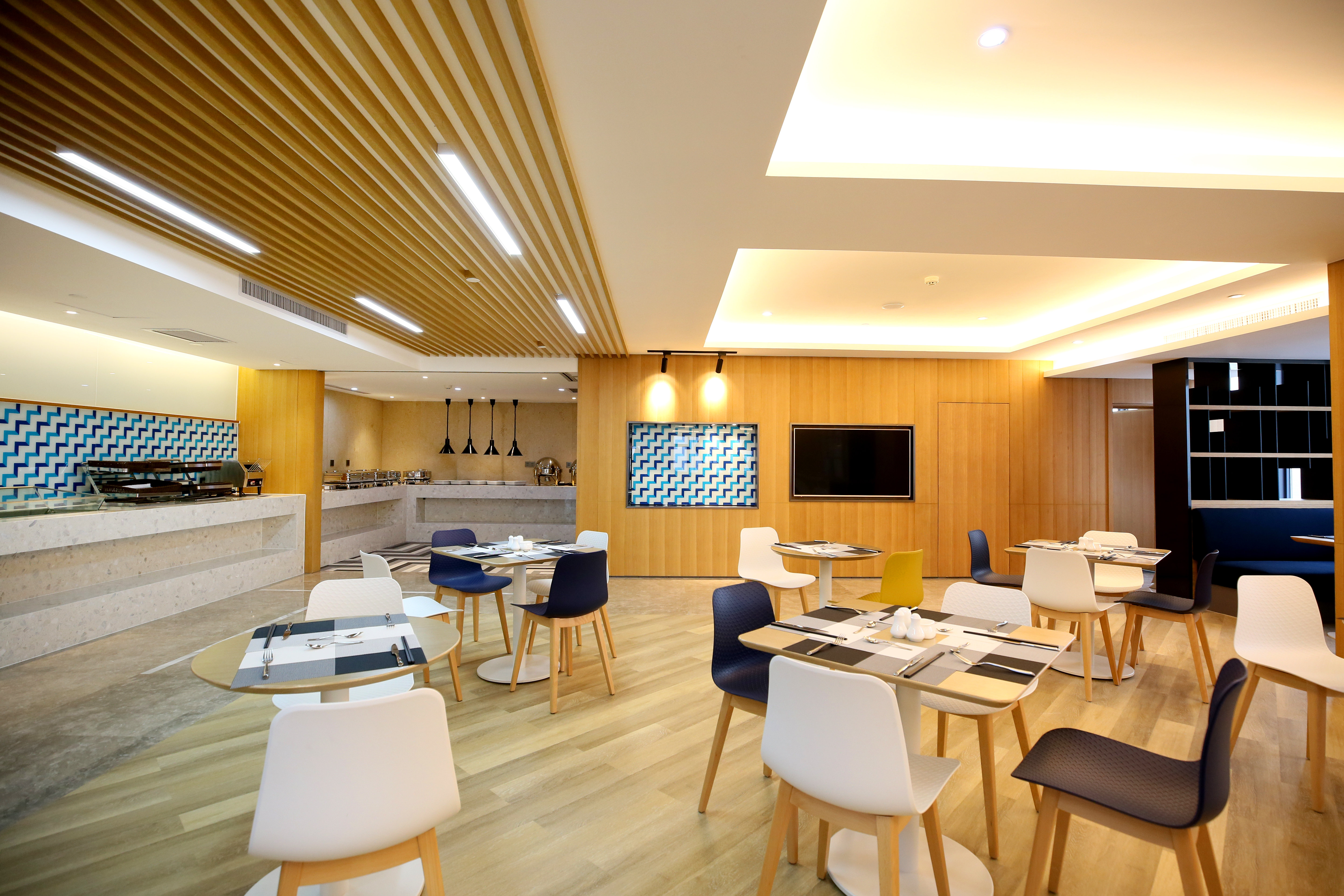 holiday inn express chengdu north railway station an ihg hotel