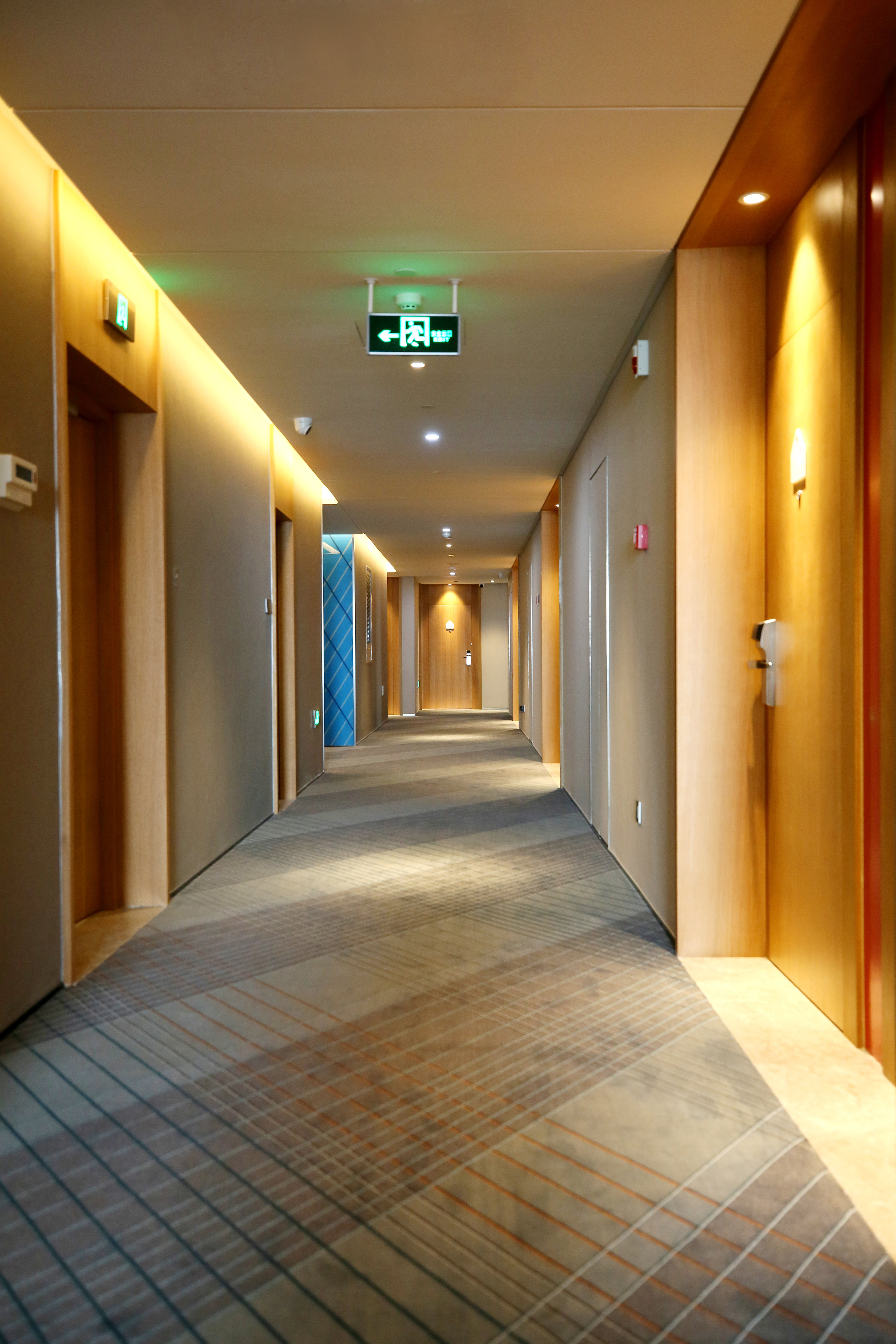 holiday inn express chengdu north railway station an ihg hotel