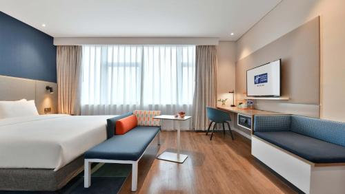 holiday inn express chengdu north railway station an ihg hotel
