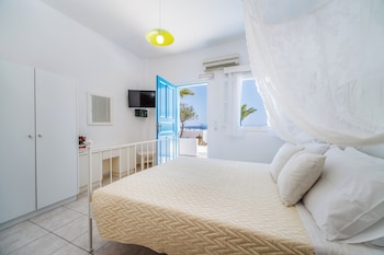 ancient thera apartments