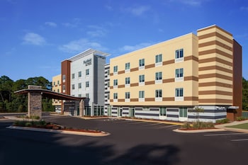 fairfield by marriott inn and suites pensacola pine forest