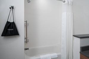fairfield by marriott inn and suites pensacola pine forest