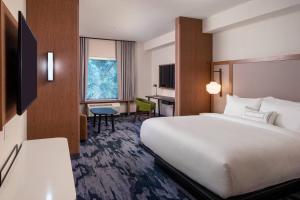 fairfield by marriott inn and suites pensacola pine forest