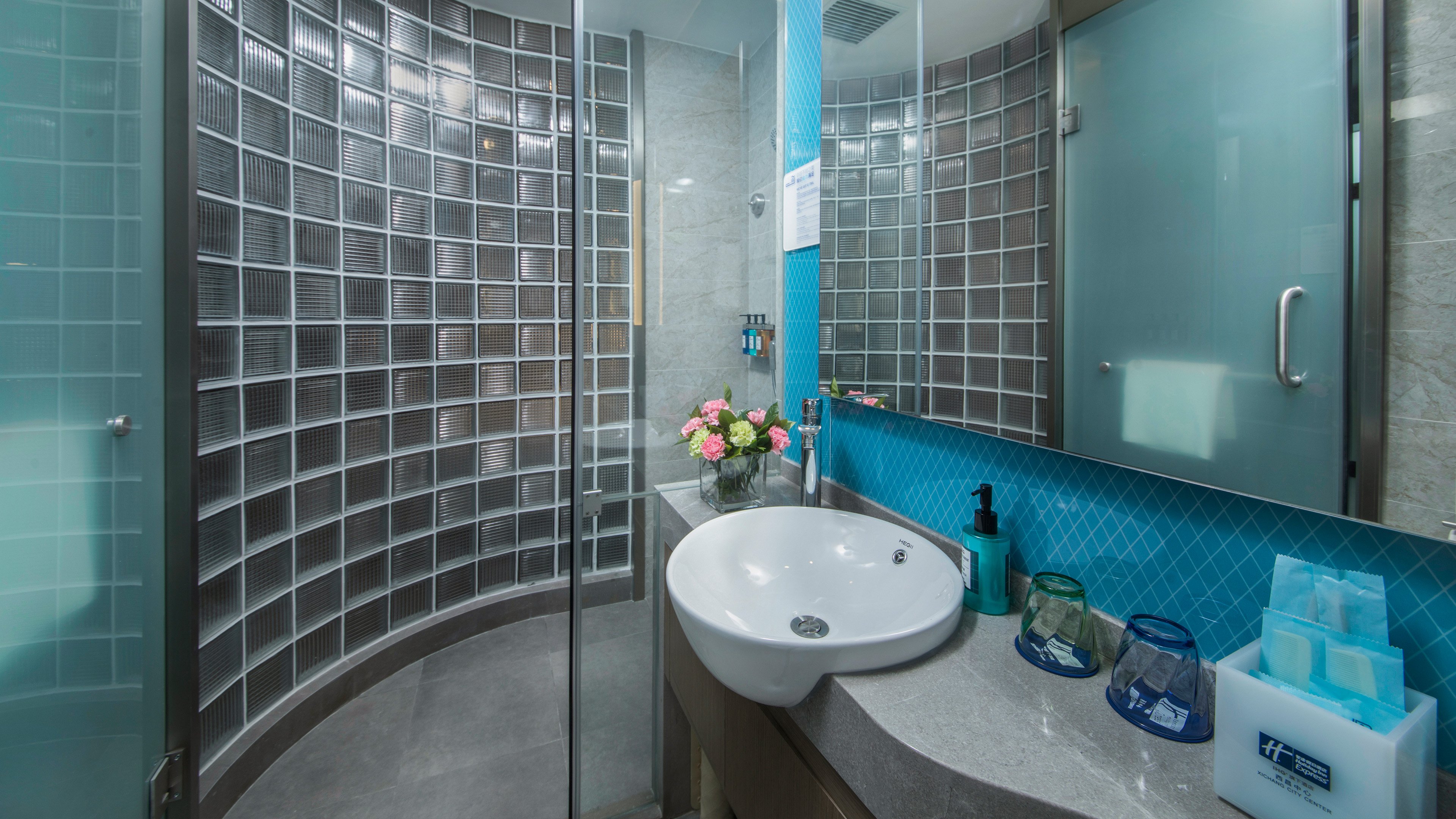 holiday inn express xichang city center an ihg hotel
