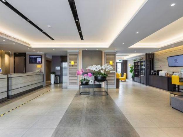 home inn plus rizhao jinan road international finance center
