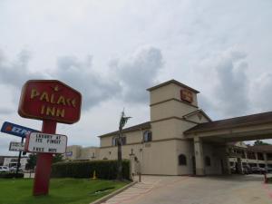 palace inn westheimer