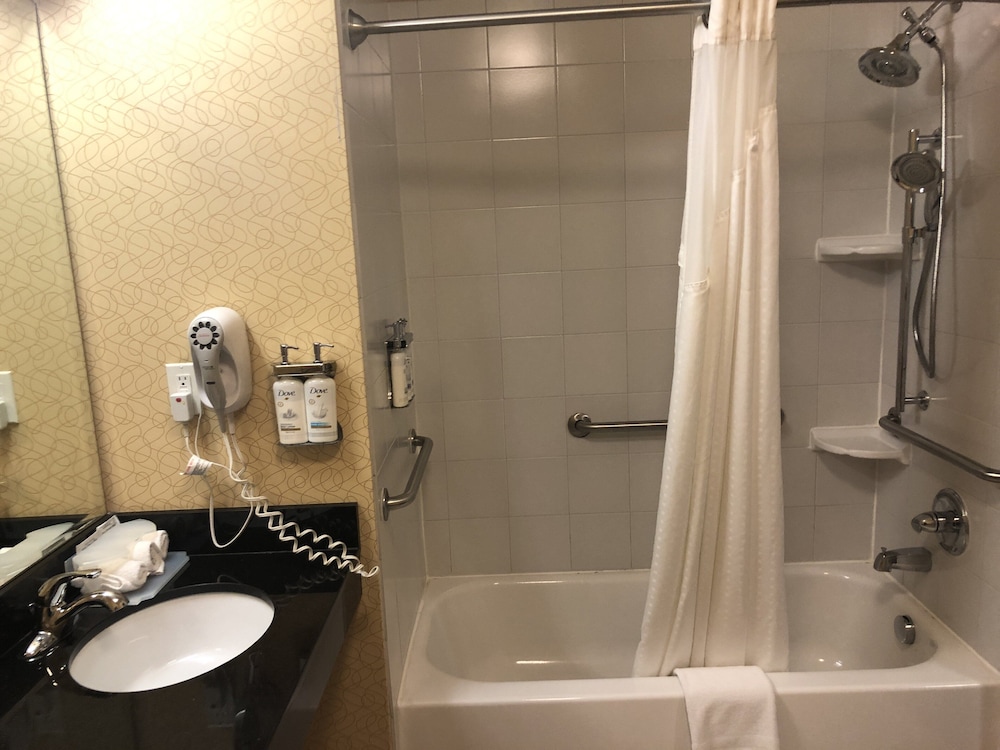 holiday inn express hotel and suites lansing dimondale by ihg