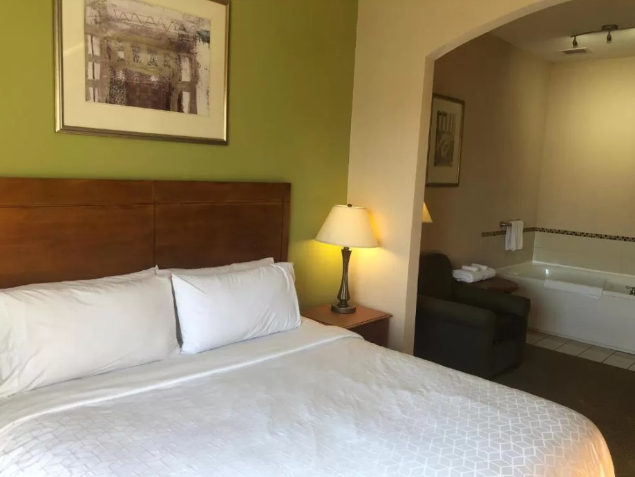 holiday inn express hotel and suites lansing dimondale by ihg