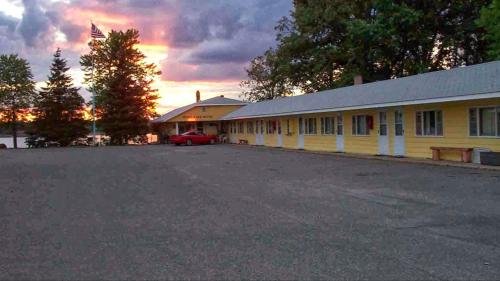 spirit lake resort motel