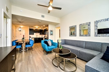vista cay resort by millenium at universal blvd