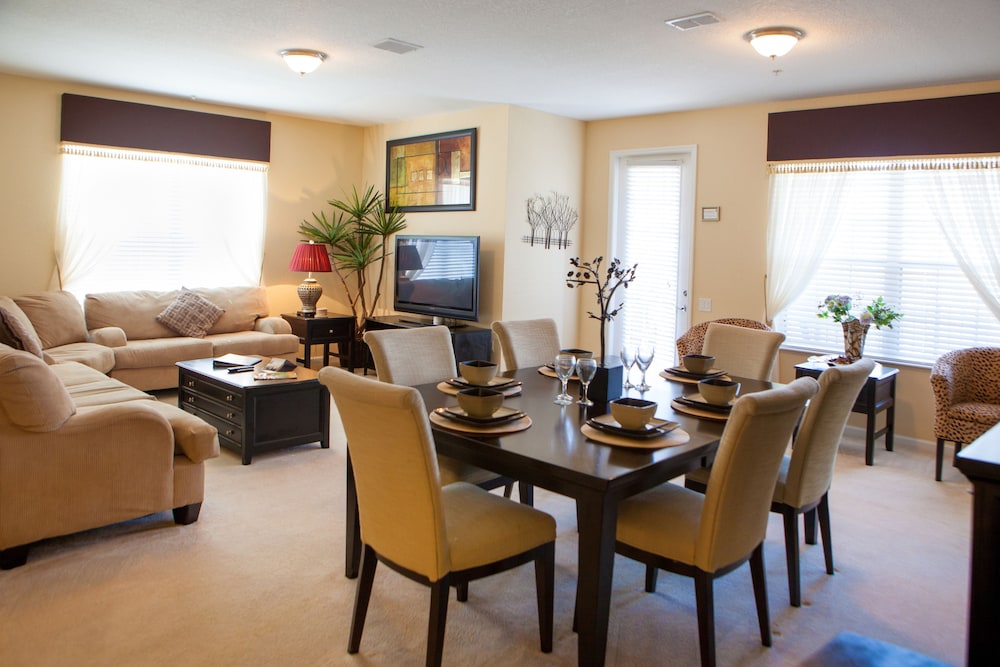 vista cay resort by millenium at universal blvd