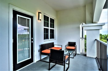 vista cay resort by millenium at universal blvd