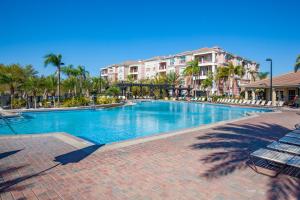 vista cay resort by millenium at universal blvd